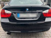 gebraucht BMW 320 i 170PS E90