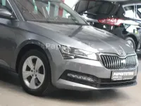 Gebraucht Skoda Superb Ambition 150 PS (110 kW) 2022 Grau Kombi