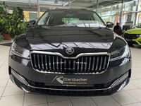 Gebraucht Skoda Superb Style 150 PS (110 kW) 2024 (schwarzmagic perleffekt) Kombi