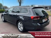 Gebraucht VW Passat Business 200 PS (147 kW) 2023 Grau Limousine