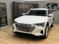 Gebraucht Audi e-tron Comfort 300 kW (408 PS) 2022 Gletscherweiß metallic (metallic) SUV
