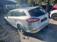 Gebraucht Ford Mondeo Trend 140 PS (102 kW) 2011 Silber Limousine
