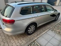 Gebraucht VW Passat Comfortline 150 PS (110 kW) 2018 Silber Kombi