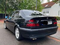 Gebraucht BMW 320 150 PS (110 kW) 1999 Schwarz Limousine