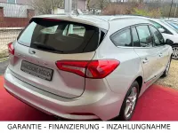 Gebraucht Ford Focus 120 PS (88 kW) 2019 Silber Kombi