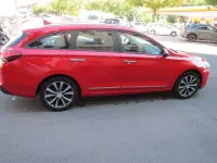 Gebraucht Hyundai i30 Trend 120 PS (88 kW) 2017 Rot Kombi