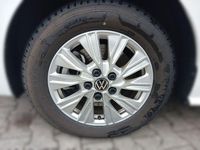 Gebraucht VW Multivan Life 150 PS (110 kW) 2025 Weiß Van