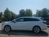 Gebraucht Opel Astra 136 PS (100 kW) 2018 Weiß Kombi