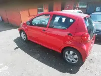 Gebraucht Toyota Aygo 68 PS (50 kW) 2008 Rot Kleinwagen