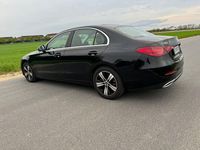 Gebraucht Mercedes C180 170 PS (125 kW) 2022 Schwarz Limousine
