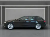 Gebraucht Audi A4 Advanced 204 PS (150 kW) 2022 Mythosschwarz metallic Kombi