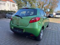 Second-hand Mazda 2 Impuls 75 CP (55 kW) 2009 Verde Hatchback