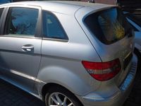 Gebraucht Mercedes B180 116 PS (85 kW) 2009 Grau Van / Kleinbus