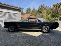 Second-hand Ford Mustang 200 CP (147 kW) 1966 Negru Cabrio