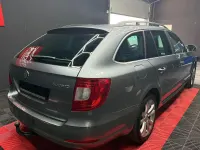 Gebraucht Skoda Superb Family 160 PS (117 kW) 2012 Grau Kombi