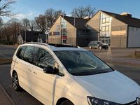 Gebraucht VW Sharan IQ Drive 150 PS (110 kW) 2019 Weiß Van / Kleinbus