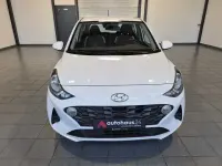 Gebraucht Hyundai i10 Select 67 PS (49 kW) 2022 Weiß Kleinwagen