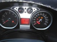Usata Ford Focus 125 CV (91 kW) 2010 Argento Station wagon