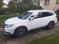 Gebraucht Mitsubishi Outlander Basis 150 PS (110 kW) 2017 Weiß SUV