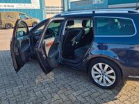 Gebraucht VW Passat Highline 105 PS (77 kW) 2010 Blau Kombi