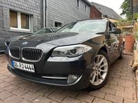 Gebraucht BMW 530 258 PS (189 kW) 2011 Schwarz Kombi