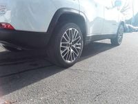 Gebraucht Jeep Compass Limited 131 PS (96 kW) 2023 Alpine white (vr296) (metallic) SUV