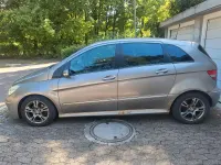 Gebraucht Mercedes B200 193 PS (141 kW) 2006 Grau Van / Kleinbus