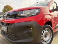 Gebraucht Opel Combo 131 PS (96 kW) 2025 Rot Van / Kleinbus