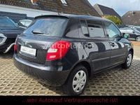 Gebraucht Skoda Fabia Special 60 PS (44 kW) 2011 Cerna magic/black magic Limousine