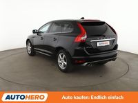 Gebraucht Volvo XC60 Momentum 190 PS (139 kW) 2016 Schwarz SUV