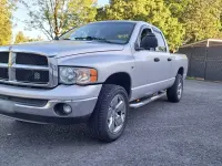 Gebraucht Dodge Ram 239 PS (175 kW) 2002 Silber Pickup