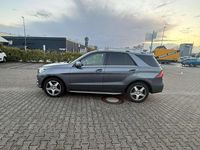 Gebraucht Mercedes GLE250 204 PS (150 kW) 2016 Grau SUV