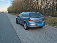 Gebraucht Opel Astra 90 PS (66 kW) 2008 Grau Limousine