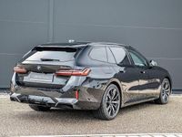 Neu BMW 540 Sport Line 303 PS (222 kW) 2026 Black sapphire Kombi