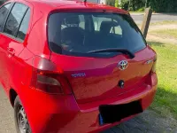 Gebraucht Toyota Yaris 90 PS (66 kW) 2007 Rot Kleinwagen