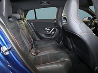 Gebraucht Mercedes CLA250e 218 PS (160 kW) 2025 Blau Limousine