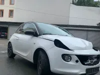 Gebraucht Opel Adam Edition 69 PS (50 kW) 2015 Weiß Kleinwagen