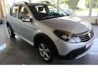 Gebraucht Dacia Sandero Stepway 84 PS (61 kW) 2012 Silber Limousine