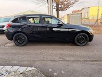 Gebraucht BMW 114 102 PS (75 kW) 2015 Schwarz ii Kleinwagen