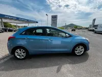 Gebraucht Hyundai i30 Trend 99 PS (72 kW) 2012 Andere Limousine