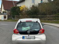 Gebraucht Toyota Aygo 68 PS (50 kW) 2008 Beige Kleinwagen
