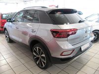 Neu VW T-Roc Design 150 PS (110 kW) 2026 Silber SUV
