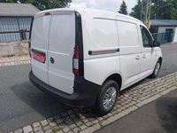 Neu VW Caddy Business 75 PS (55 kW) 2025 Weiß Van / Kleinbus