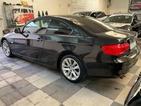 Gebraucht BMW 320 Sport Line 184 PS (135 kW) 2013 Schwarz Coupé