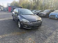 Gebraucht Opel Astra 140 PS (102 kW) 2013 Plat.anthr./rogrey/0j:silbergr Kombi