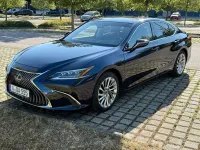 Gebraucht Lexus ES300H Luxury Line 218 PS (160 kW) 2019 Blau Limousine