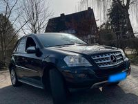Gebraucht Mercedes ML350 224 PS (164 kW) 2010 Schwarz SUV