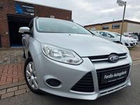 Gebraucht Ford Focus 105 PS (77 kW) 2012 Silber Limousine