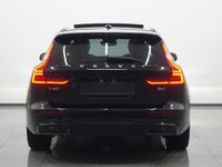 Gebraucht Volvo V60 Ultimate 197 PS (144 kW) 2023 Schwarz Kombi