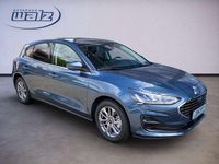 Neu Ford Focus Titanium 125 PS (91 kW) 2025 Chromablau Kombi